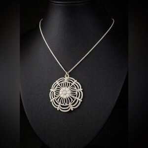 G51 Vintage Trifari White Enamel Openwork Floral Pendant Necklace 1960s